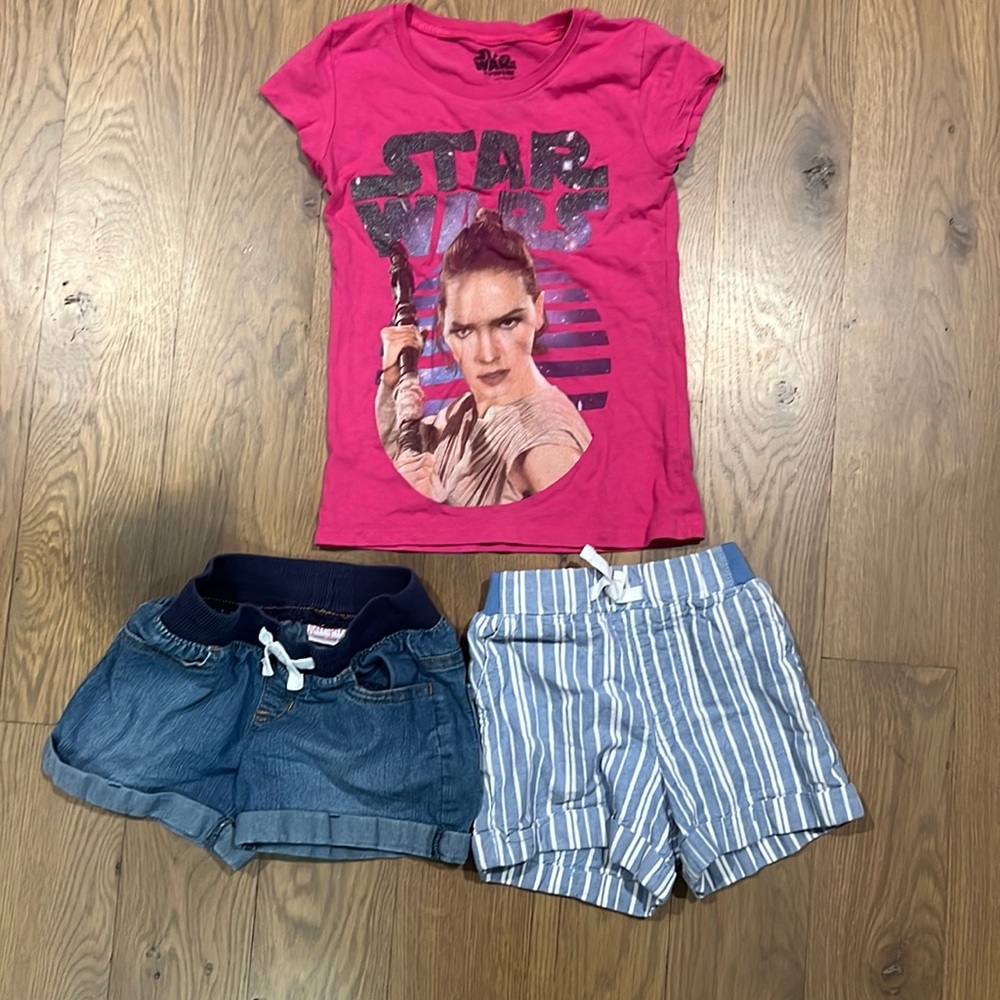 Kids 4T package Star Wars one shirt two shorts